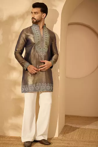 Men’s violet silk blend kurta with solid embroidered | trendy ethnic wear for festive, wedding & party occasions