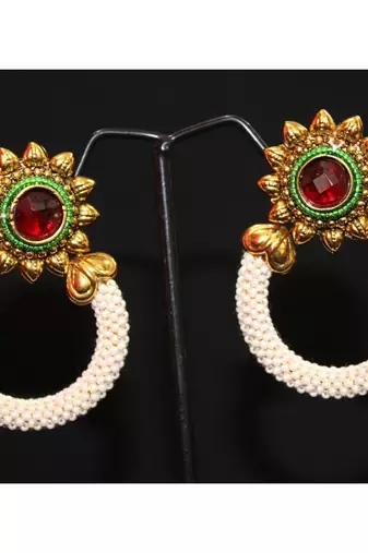 Fantastic Floral Designer Gold Earrings with Purity of Pearls