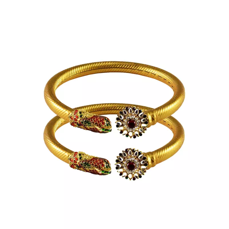 Gold Platted Bangle Free Size