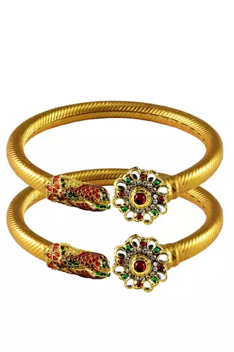 Gold Platted Bangle Free Size