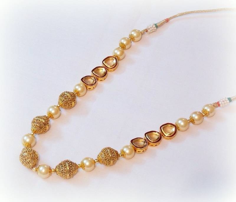 ELEGANT KUNDAN PEARL NECKLACE