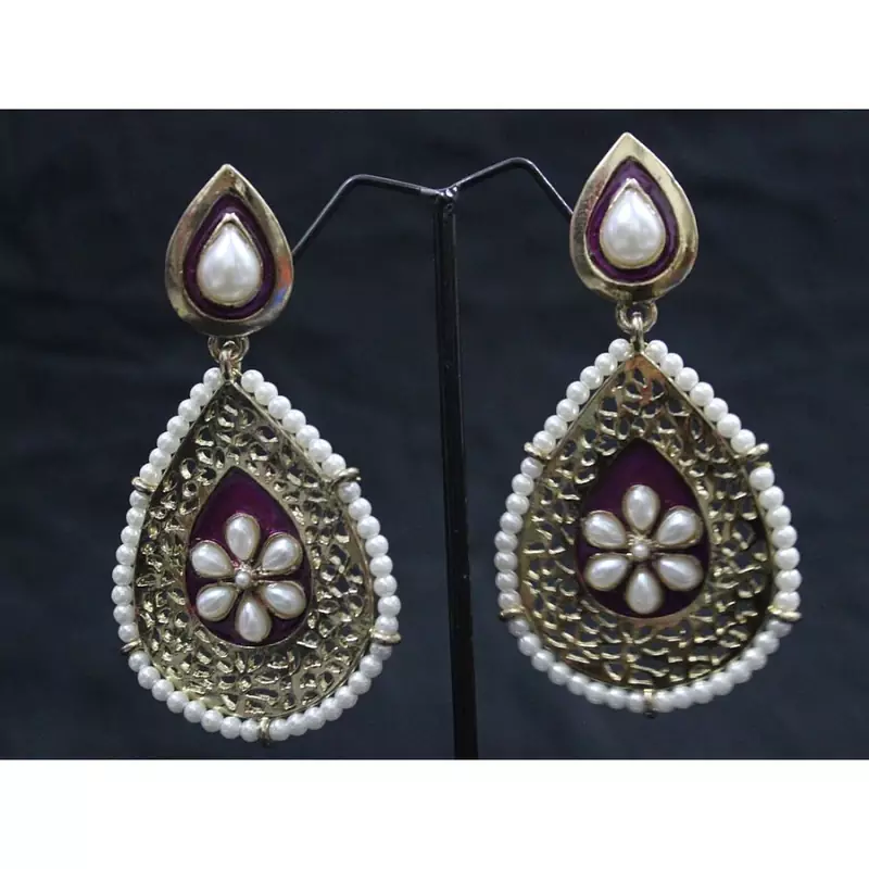 Gold gold_plated Pearl danglers-drops