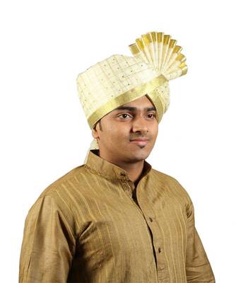 Ekolhapuri Off White Jari Tikli With Broad Plain Golden Border Polyester Pheta (Turban) 3