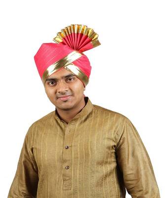 Ekolhapuri Fuchsia Jari Lining With Broad Plain Golden Border Polyester Pheta (Turban) 1