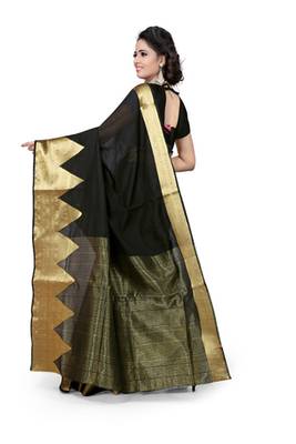 black plain Cotton saree with blouse 2