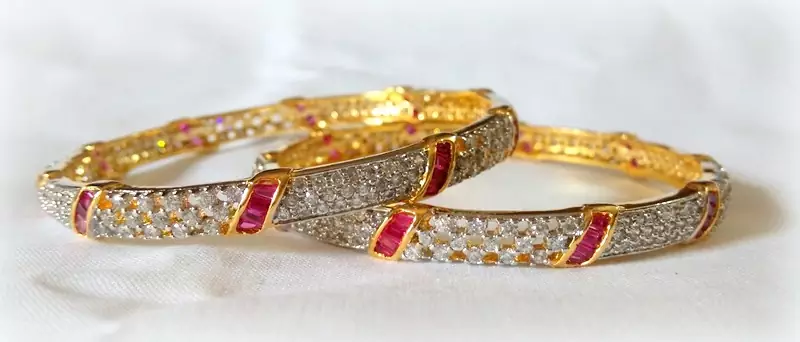 FINE CZ GOLD PLATED bangle