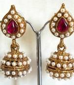 Magenta leaf pearl earrings