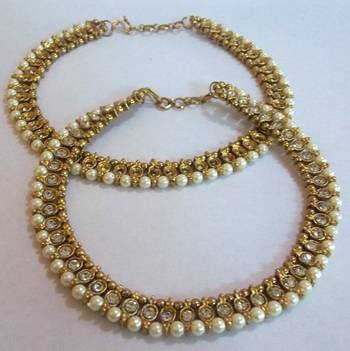 Golden pearl anklet 2
