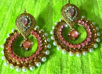 Pink pearl polki earring 1