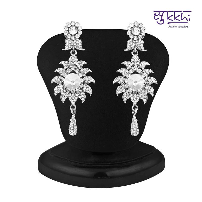 Sukkhi Ritzzy Rhodium plated AD Stone Necklace Set