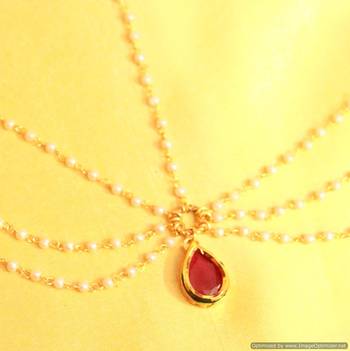 Ruby Pear Shaped Kundan Mathapatti 2