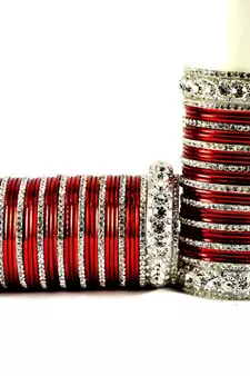 personalized brass metel suhag punjabi bridal bangles set colour maroon  size-2.4,2.6,2.8,2.10