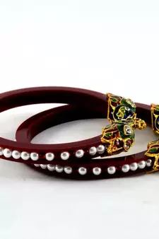acrylic rajasthani moti stretchable bangle size-2.4,2.6,2.8 