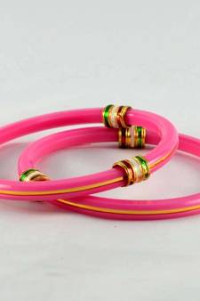 acrylic bangles size-2.4,2.6,2.8'
