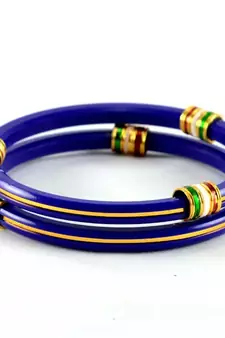 acrylic bangles size-2.4,2.6,2.8'