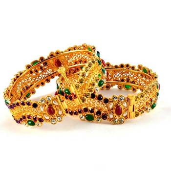 micro gold platted polki bangles with skrew system size-2.6,2.8 1