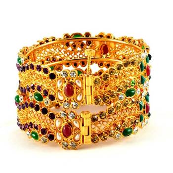 micro gold platted polki bangles with skrew system size-2.6,2.8 2