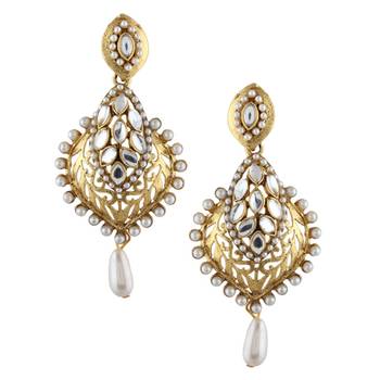 Fascinating kundan cut work faux pearl earring 1