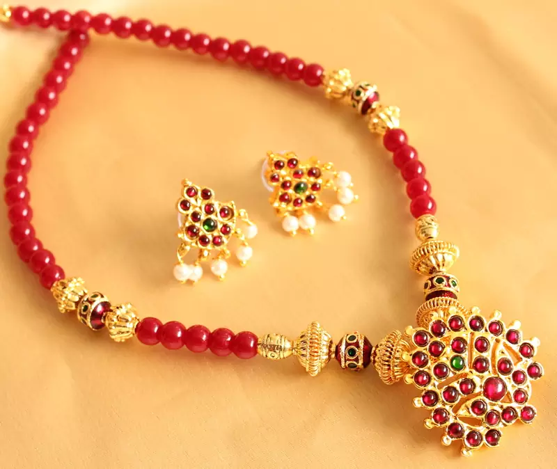 Beautiful Ruby Temple Jewel Necklace Set