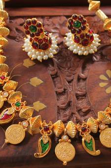 Mesmerising Handmade Multicolour Mango Coin Necklace Set