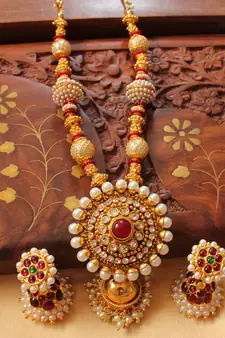 Gorgeous Goldplated Handmade Designer  Necklace Set - DJ23352