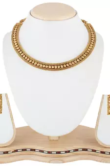 Delicate Golden South Indian Necklace Set Jewelry