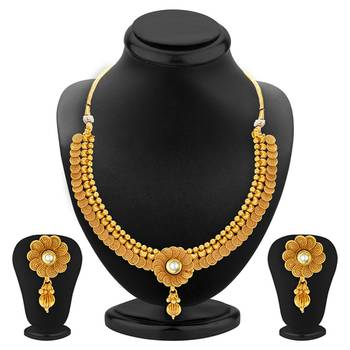 Eye-Catchy Jalebi Design Gold Plated Necklace Set For Women 1