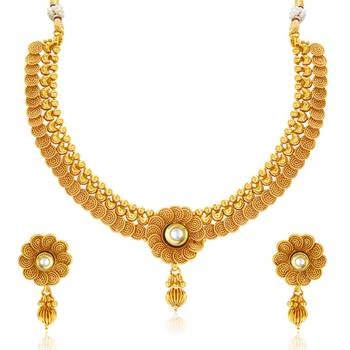 Eye-Catchy Jalebi Design Gold Plated Necklace Set For Women 2