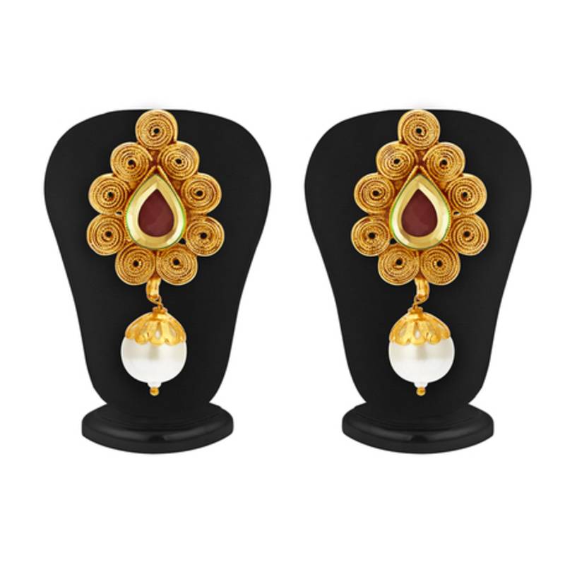 Marvellous Gold Plated Kundan Necklace Set For Women