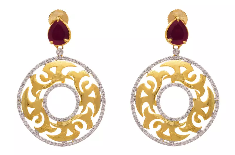 Dazzling Cz Diamond Gold Designer Earring.