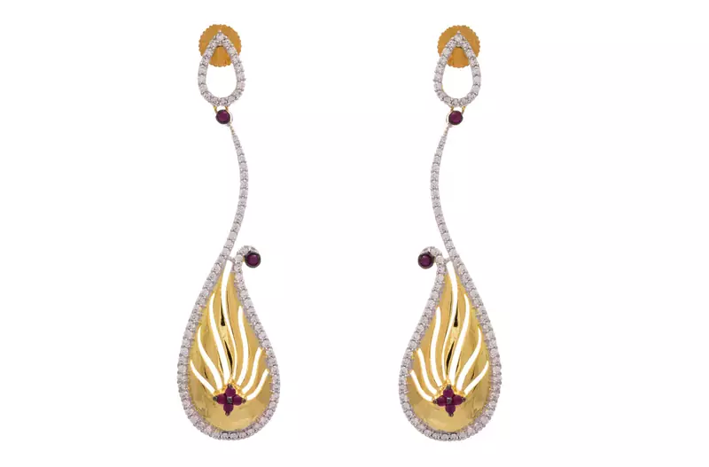 Awesome American Diamond Designer Gold Earring.