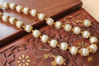 DESIGNER ANTIQUE HANDMADE PEARL 