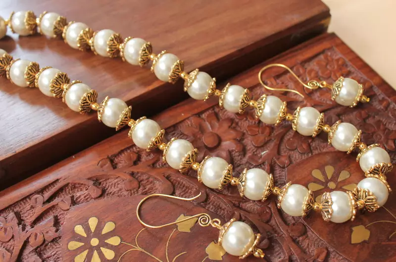 DESIGNER ANTIQUE HANDMADE PEARL NECKLACE SET - DJ17010
