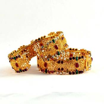 micro gold platted cz stone,polki with skrew system bangals size-2.6,2.8 2