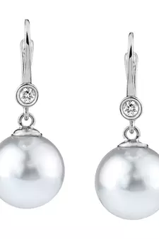 Traditional Yellow Gold Plated Earring