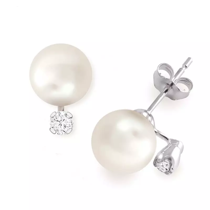 Traditional Yellow Gold Plated Earring