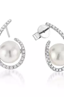 Traditional Yellow Gold Plated Earring