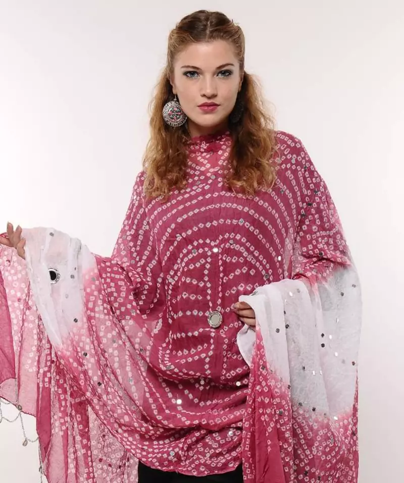 Amazing Pink Bandhej Dupatta