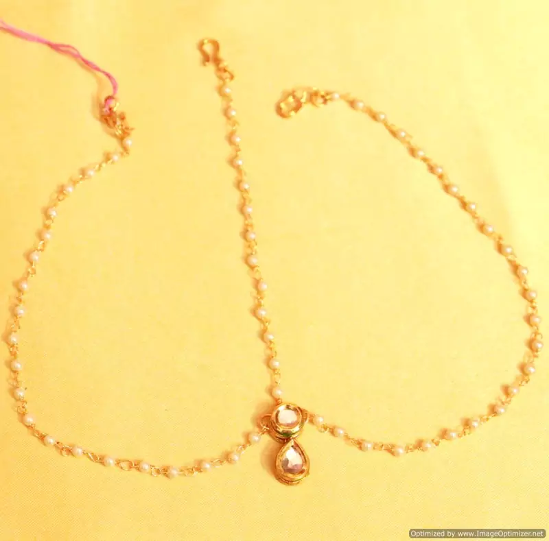 Kundan & Pearl Elegant Maathapatti