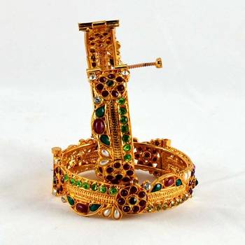 Micro Gold Platted Skrew System Polky Stone Bangles 2
