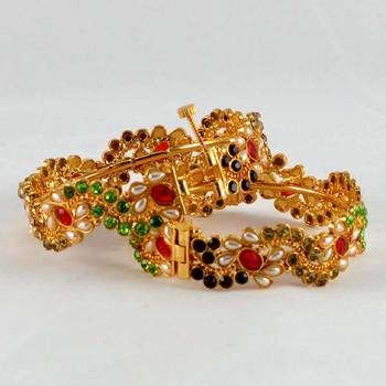 Micro Gold Platted Skrew System Polky Stone Bangles 1