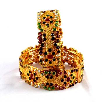 Micro Gold Platted Skrew System Polky Stone Bangles 1