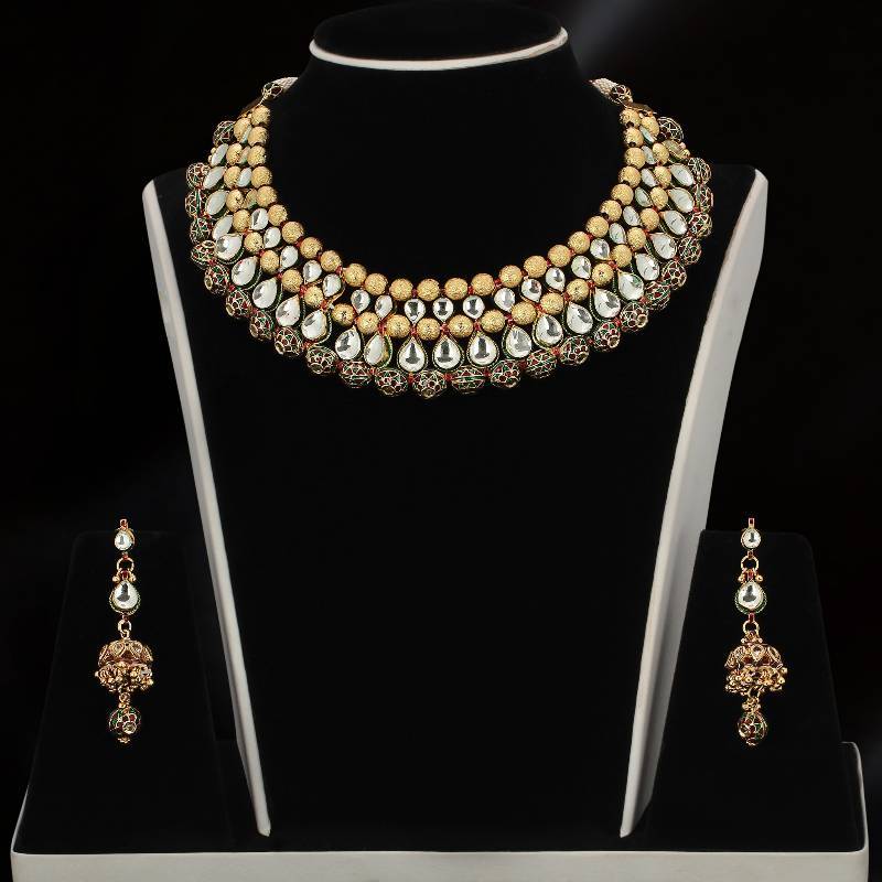 Design no. 8 b.1021....Rs. 4600 (7)