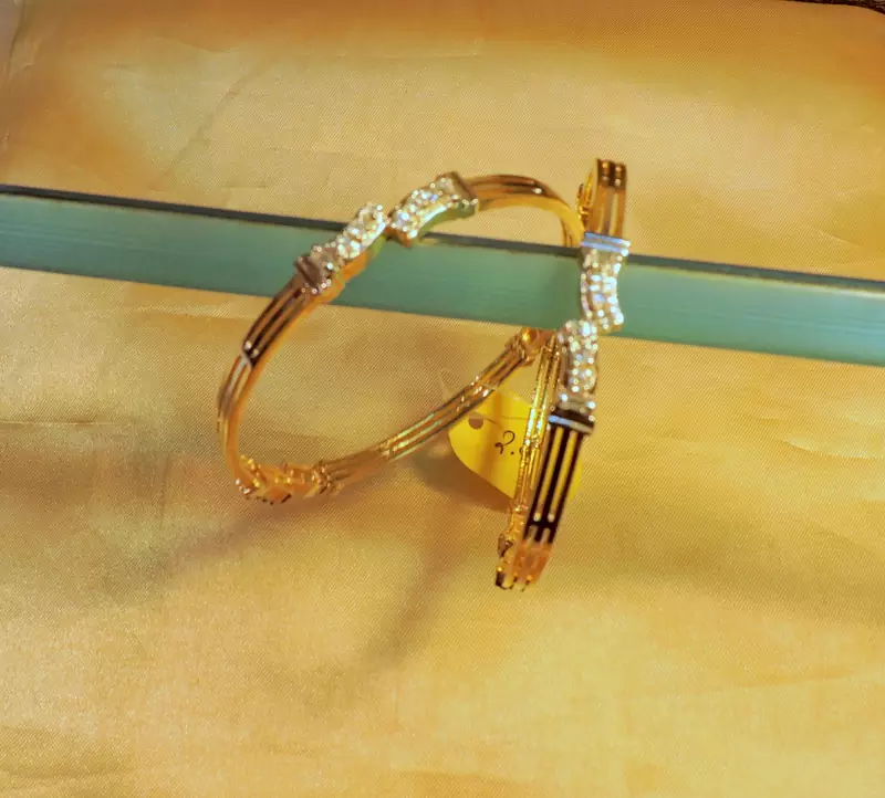 Royal Cz Pair Of Bangles
