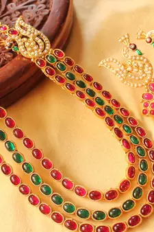 Mesmerising Multilayer Pink Green Peacock Necklace Set 