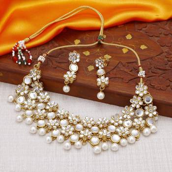 Floral Gold Plated Kundan Necklace Set for Women 1
