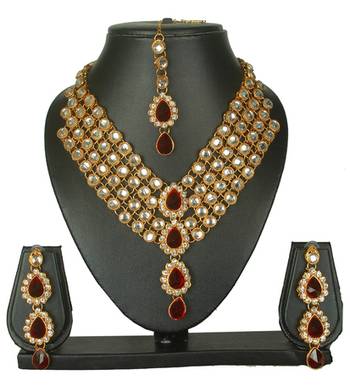 Butterfly Necklace Set With Earrings 1