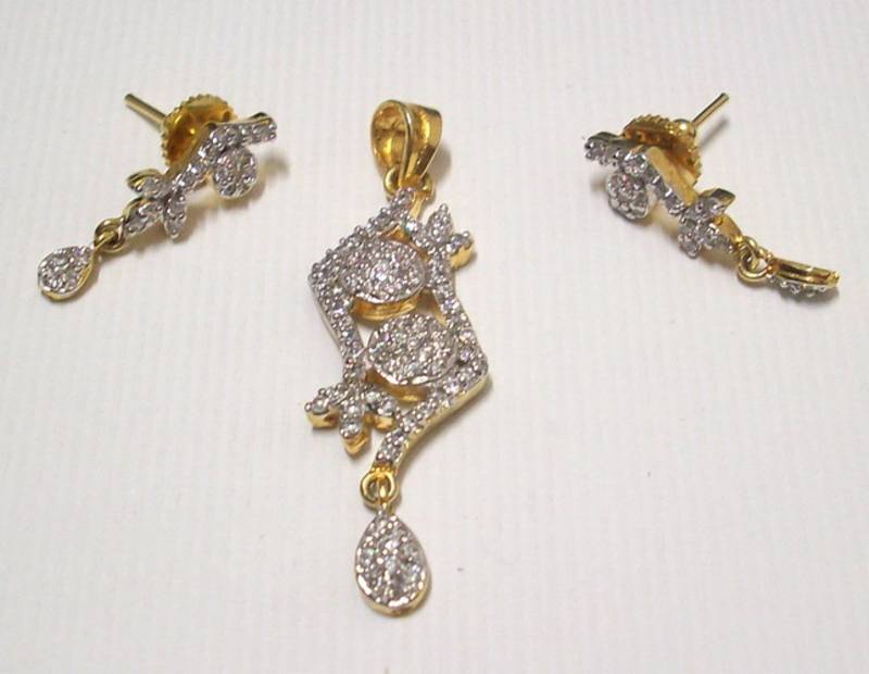 Shining ad-cz pendant set 18