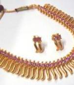 Pink stone Golden Zigzak Necklace Set