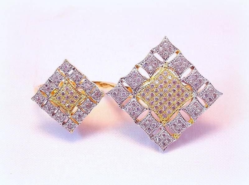 INTREND BEAUTIFUL FINE Cz DOUBLE RING